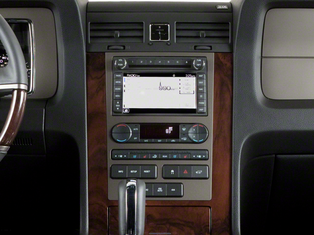 2011 Lincoln Navigator Base