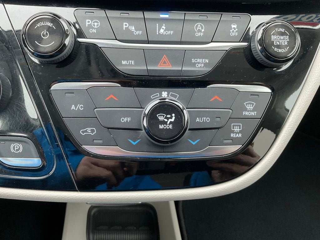 2019 Chrysler Pacifica Touring Plus