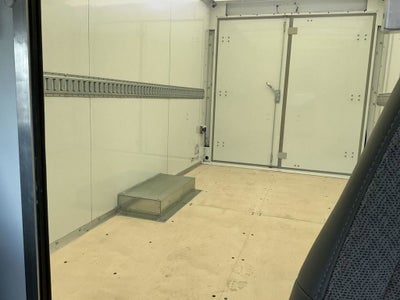 2025 GMC Savana Cutaway 3500 1WT