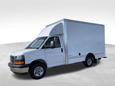 2025 GMC Savana Cutaway 3500 1WT