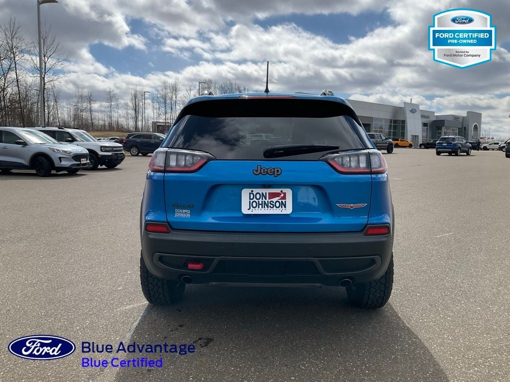 2022 Jeep Cherokee Trailhawk