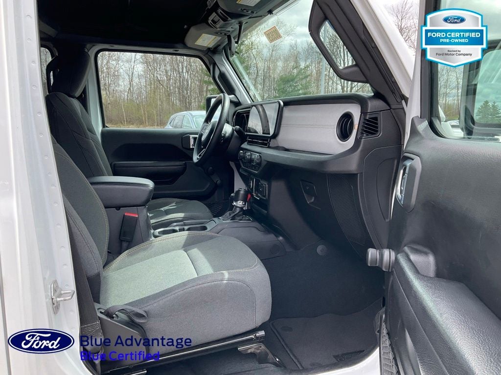 2024 Jeep Wrangler Sport