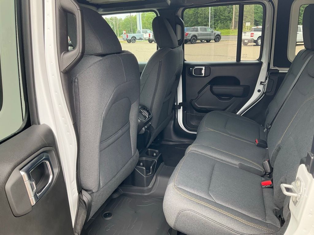 2025 Jeep Wrangler 4-Door Sport RHD 4x4