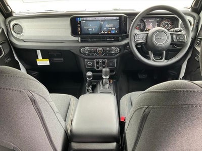 2025 Jeep Wrangler 4-Door Sport RHD 4x4