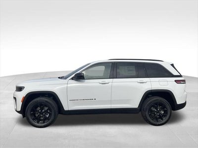 2026 Jeep Grand Cherokee Laredo