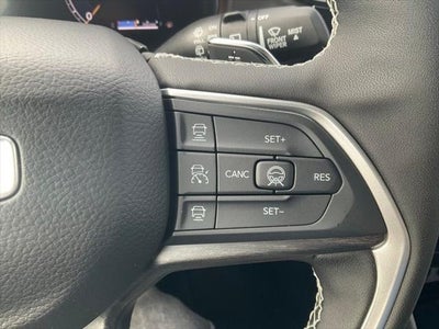 2026 Jeep Grand Cherokee Laredo