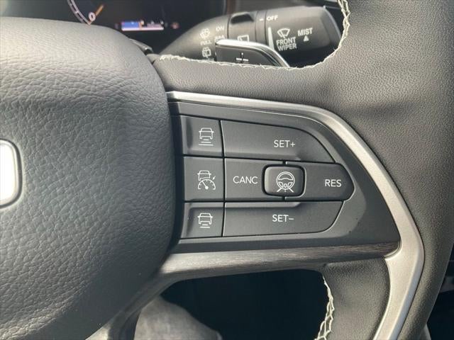 2026 Jeep Grand Cherokee Laredo