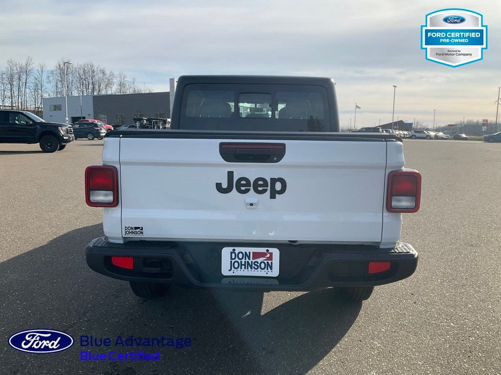 2025 Jeep Gladiator Sport