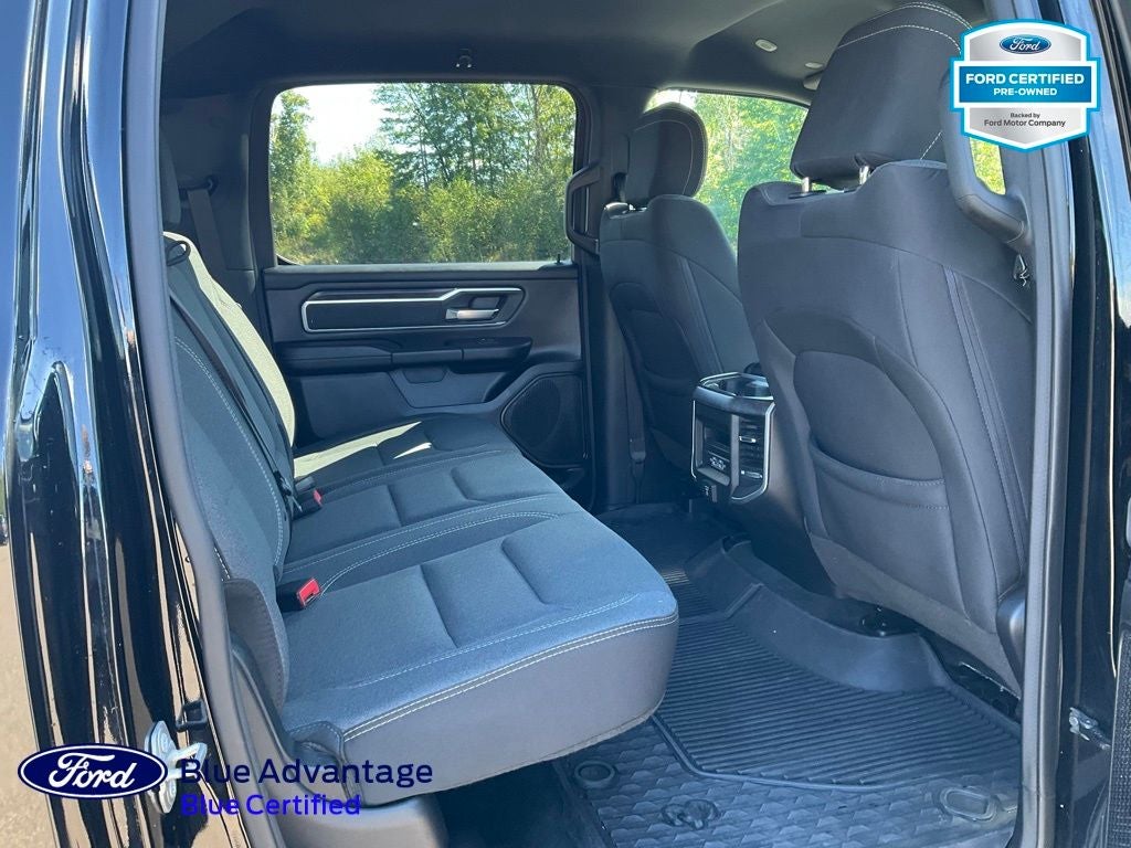 2022 RAM 1500 Big Horn Crew Cab 4x4 5'7' Box