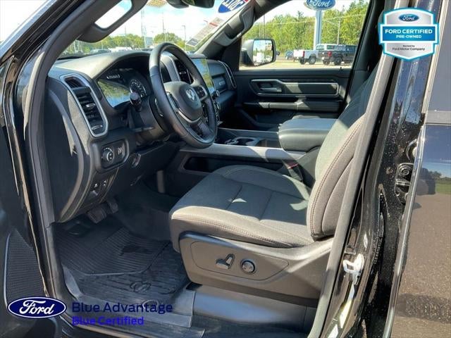 2022 RAM 1500 Big Horn Crew Cab 4x4 5'7' Box