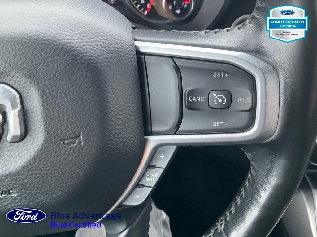 2020 RAM 1500 Big Horn Crew Cab 4x4 5'7' Box