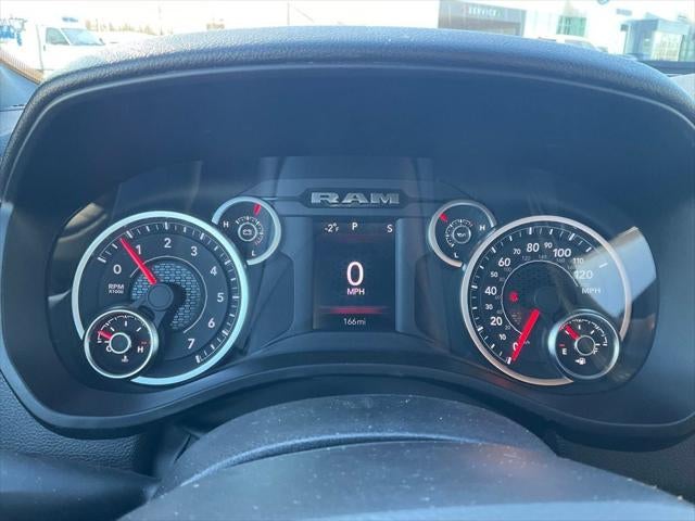 2026 RAM Ram 1500 RAM 1500 TRADESMAN CREW CAB 4X4 5'7' BOX