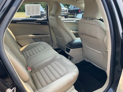 2015 Ford Fusion SE