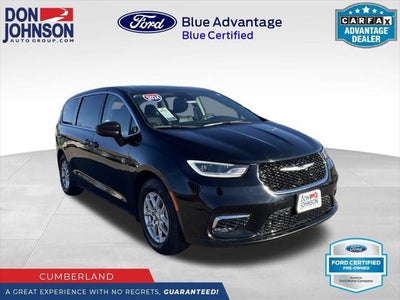 2024 Chrysler Pacifica Touring L