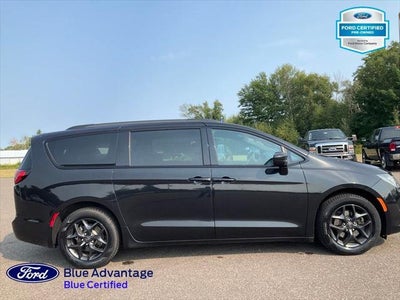 2020 Chrysler Pacifica Touring L