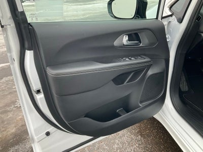 2026 Chrysler Voyager VOYAGER LX