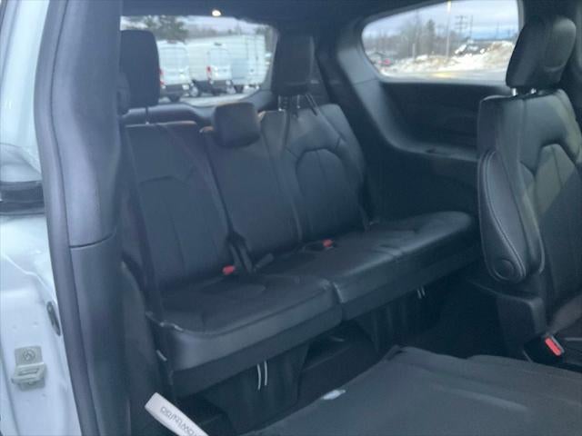 2026 Chrysler Voyager VOYAGER LX