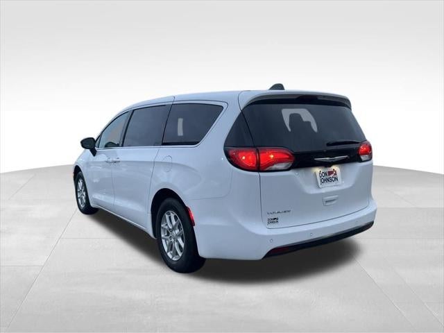 2026 Chrysler Voyager VOYAGER LX