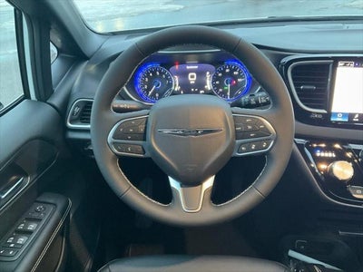 2026 Chrysler Voyager VOYAGER LX