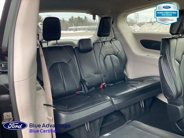 2021 Chrysler Voyager LXI