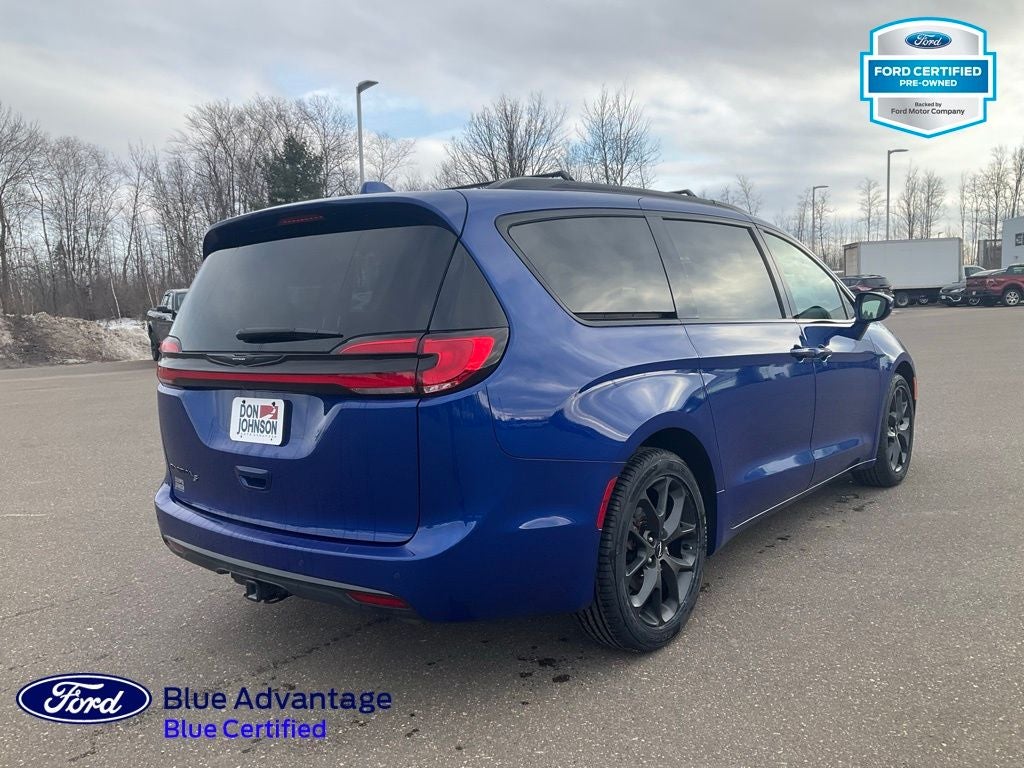 2021 Chrysler Pacifica Touring