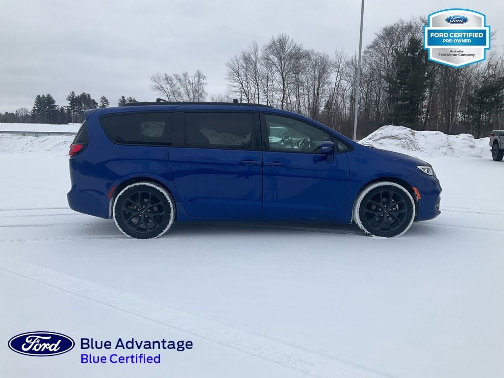 2021 Chrysler Pacifica Touring