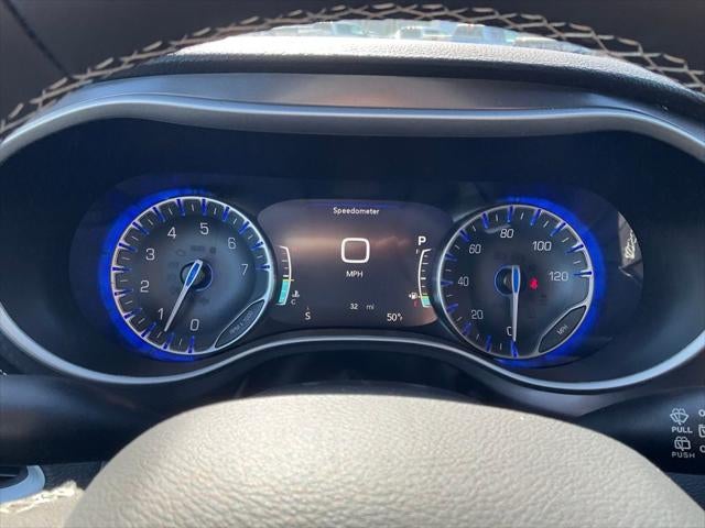 2026 Chrysler Pacifica PACIFICA SELECT AWD