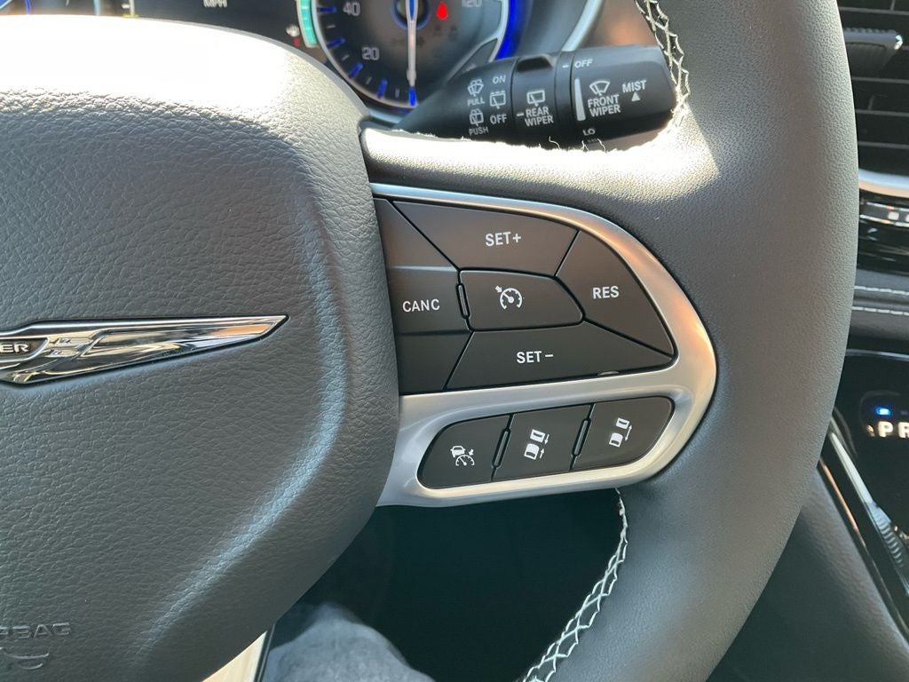 2026 Chrysler Pacifica PACIFICA SELECT AWD