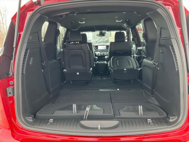 2026 Chrysler Pacifica PACIFICA SELECT AWD