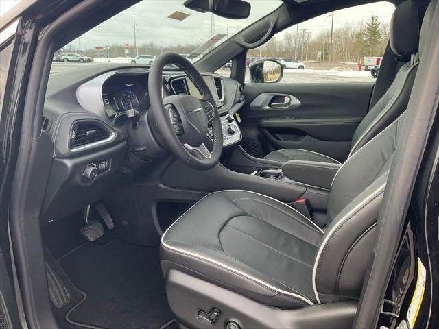 2026 Chrysler Pacifica PACIFICA LIMITED AWD