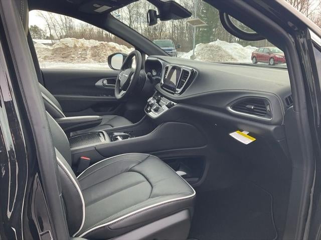 2026 Chrysler Pacifica PACIFICA LIMITED AWD