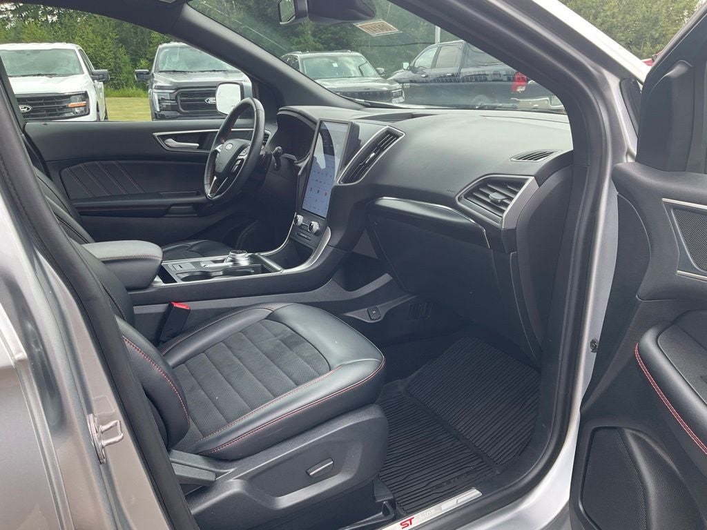 2024 Ford Edge ST Line