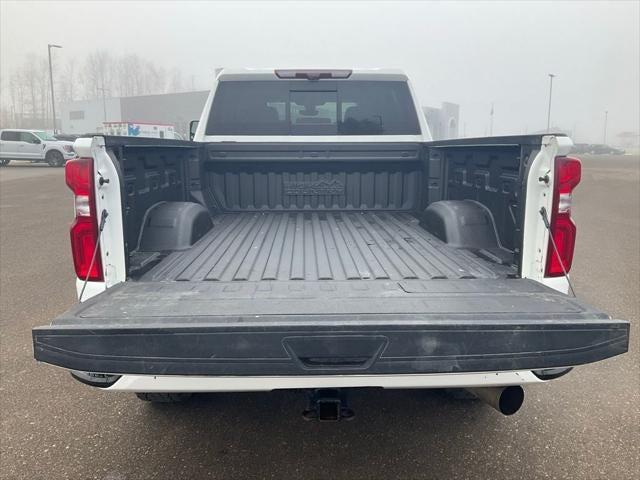 2022 Chevrolet Silverado 3500HD 4WD Crew Cab Standard Bed High Country