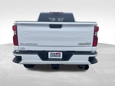 2022 Chevrolet Silverado 3500HD 4WD Crew Cab Standard Bed High Country