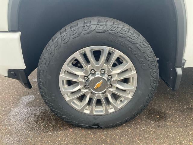 2022 Chevrolet Silverado 3500HD 4WD Crew Cab Standard Bed High Country