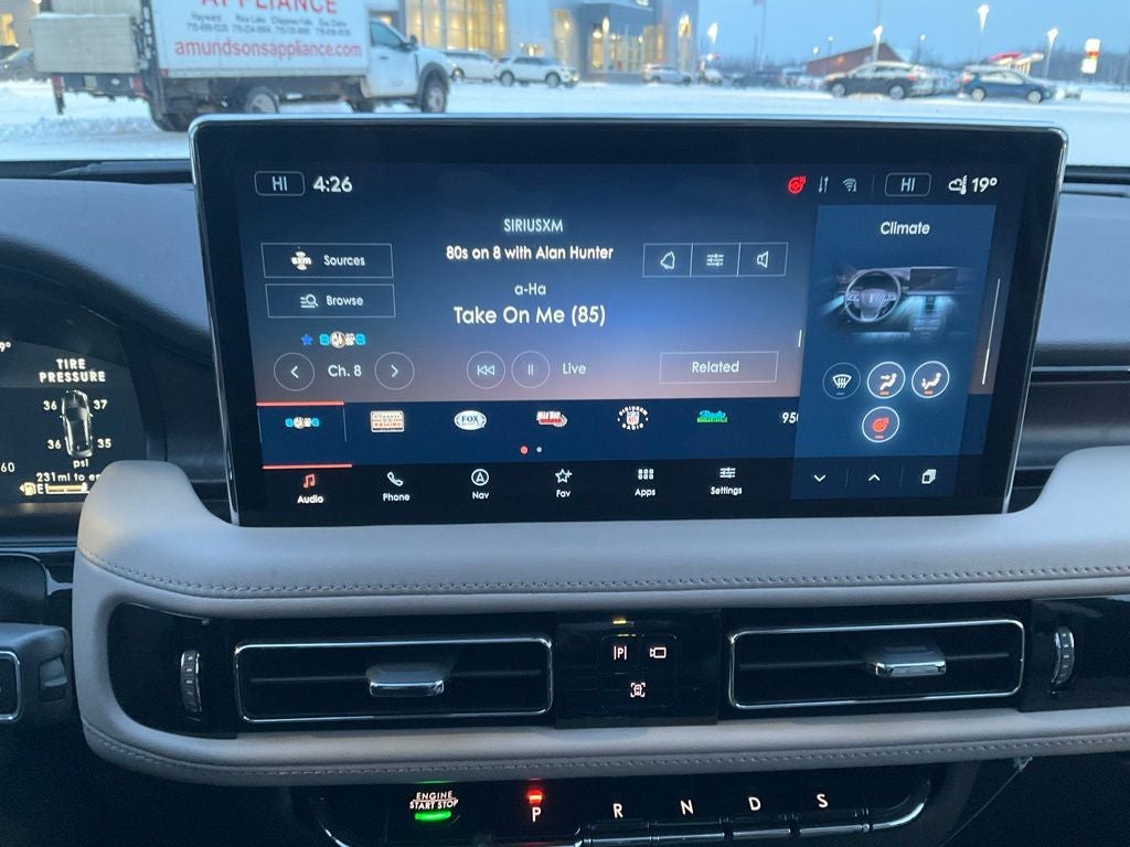 2022 Lincoln Nautilus Reserve