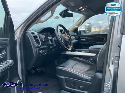 2019 RAM 3500 Laramie Crew Cab 4x4 6'4' Box