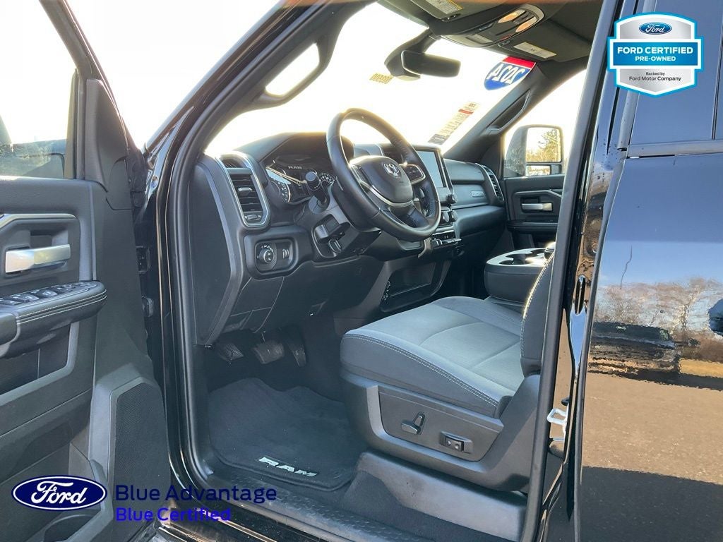 2024 RAM 2500 Big Horn Crew Cab 4x4 6'4' Box