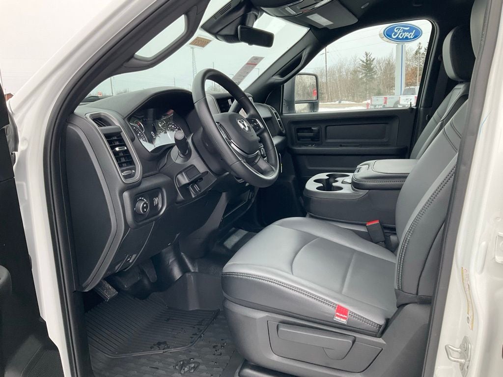 2026 RAM Ram 2500 RAM 2500 TRADESMAN CREW CAB 4X4 8' BOX