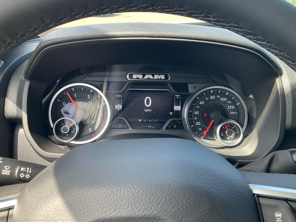 2025 RAM Ram 5500 Chassis Cab RAM 5500 TRADESMAN CHASSIS CREW CAB 4X4 84' CA