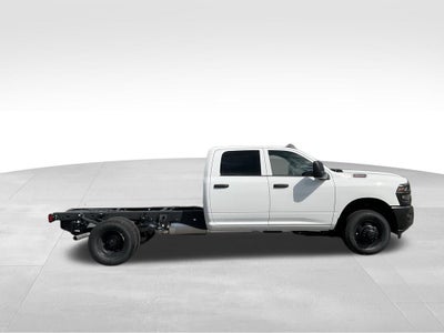 2025 RAM Ram 3500 Chassis Cab RAM 3500 TRADESMAN CREW CAB CHASSIS 4X4 60' CA