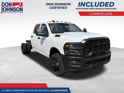 2025 RAM Ram 3500 Chassis Cab RAM 3500 TRADESMAN CREW CAB CHASSIS 4X4 60' CA