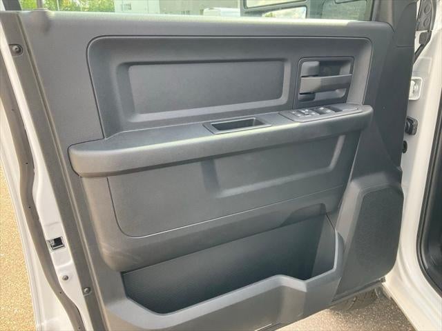 2025 RAM Ram 3500 Chassis Cab RAM 3500 TRADESMAN CREW CAB CHASSIS 4X4 60' CA