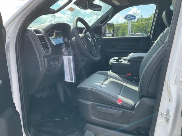 2025 RAM Ram 3500 Chassis Cab RAM 3500 TRADESMAN CREW CAB CHASSIS 4X4 60' CA