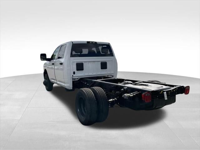 2025 RAM Ram 3500 Chassis Cab RAM 3500 TRADESMAN CREW CAB CHASSIS 4X4 60' CA