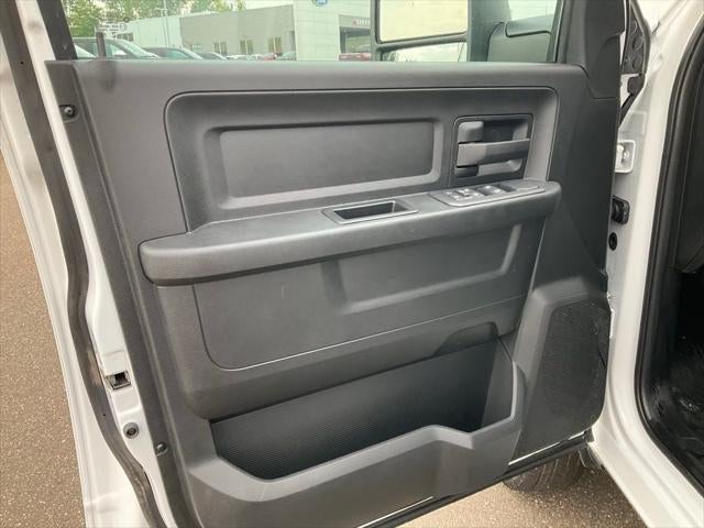 2025 RAM Ram 3500 Chassis Cab RAM 3500 TRADESMAN CREW CAB CHASSIS 4X4 60' CA