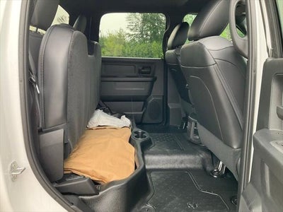 2025 RAM Ram 3500 Chassis Cab RAM 3500 TRADESMAN CREW CAB CHASSIS 4X4 60' CA