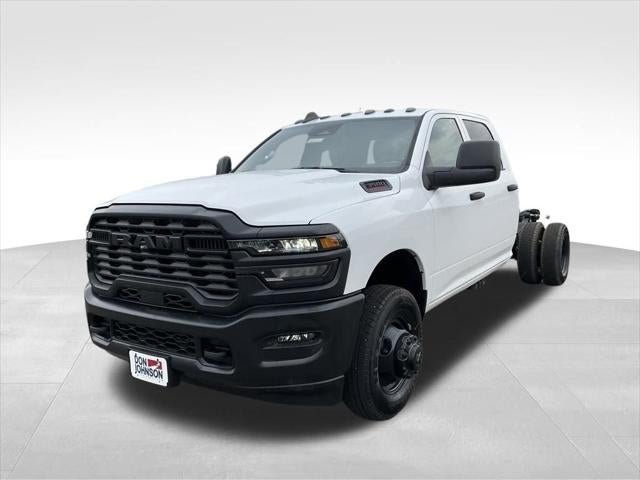 2025 RAM Ram 3500 Chassis Cab RAM 3500 TRADESMAN CREW CAB CHASSIS 4X4 60' CA