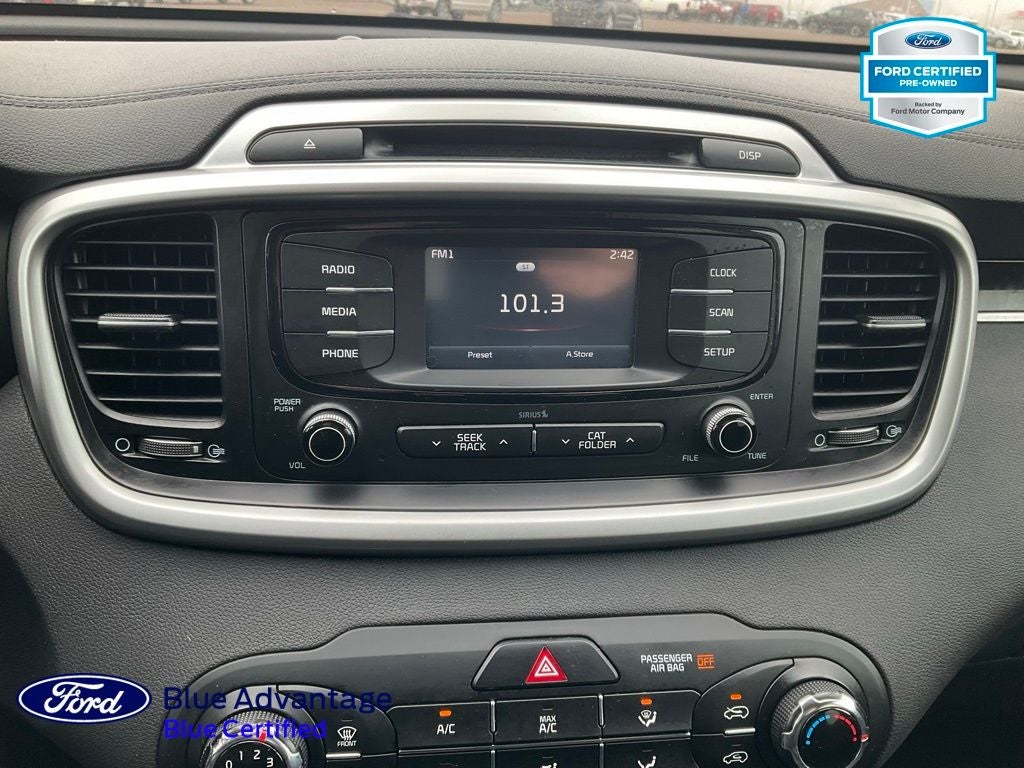 2017 Kia Sorento 3.3L LX