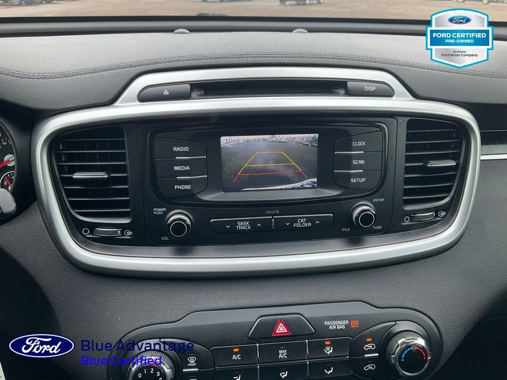 2017 Kia Sorento 3.3L LX